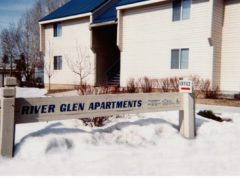 River Glen Sign